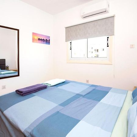 Mynapa Apartments 圣纳帕 外观 照片