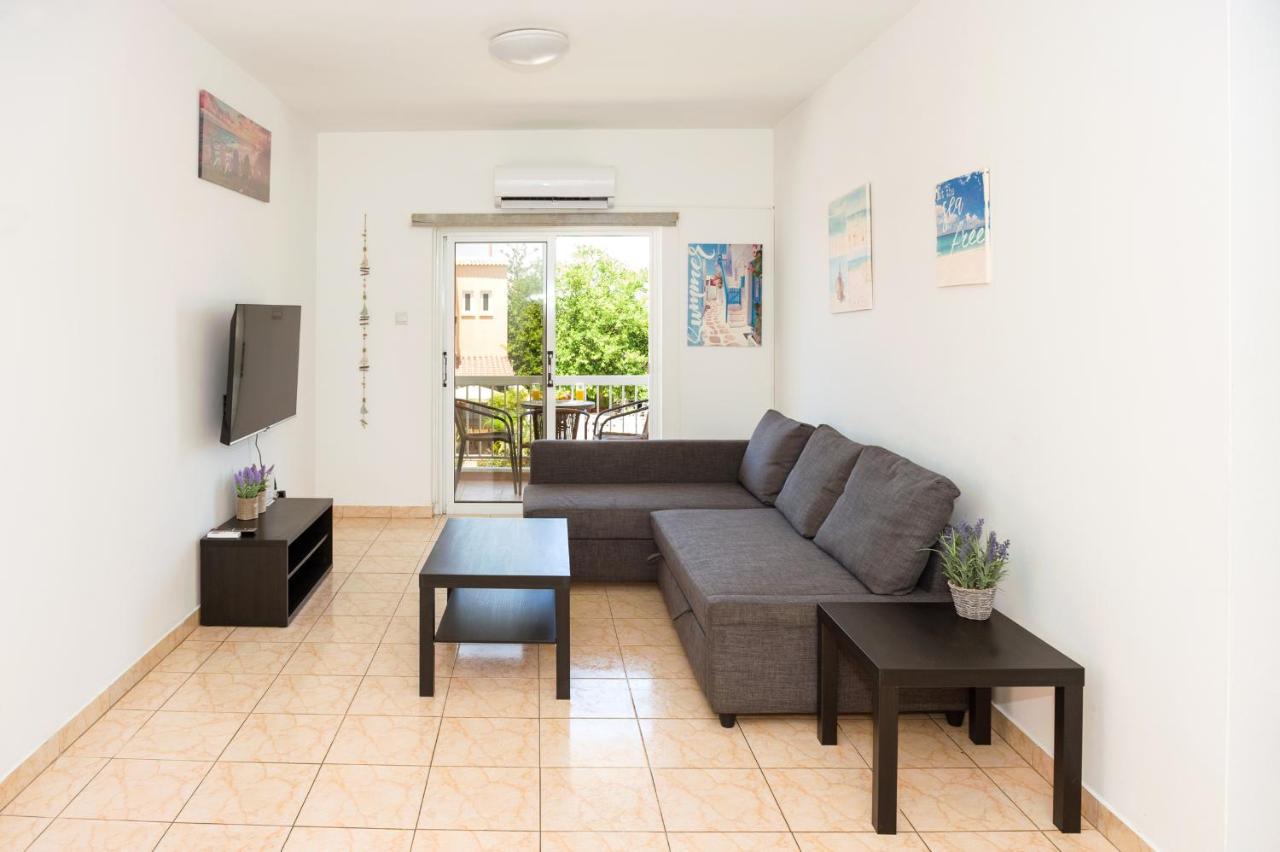 Mynapa Apartments 圣纳帕 外观 照片