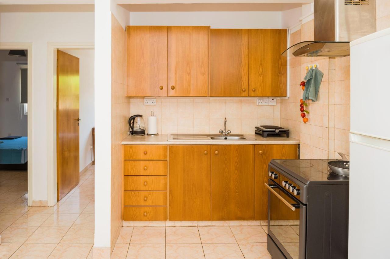 Mynapa Apartments 圣纳帕 外观 照片