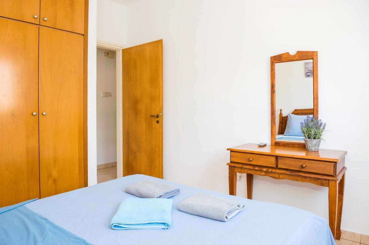 Mynapa Apartments 圣纳帕 外观 照片