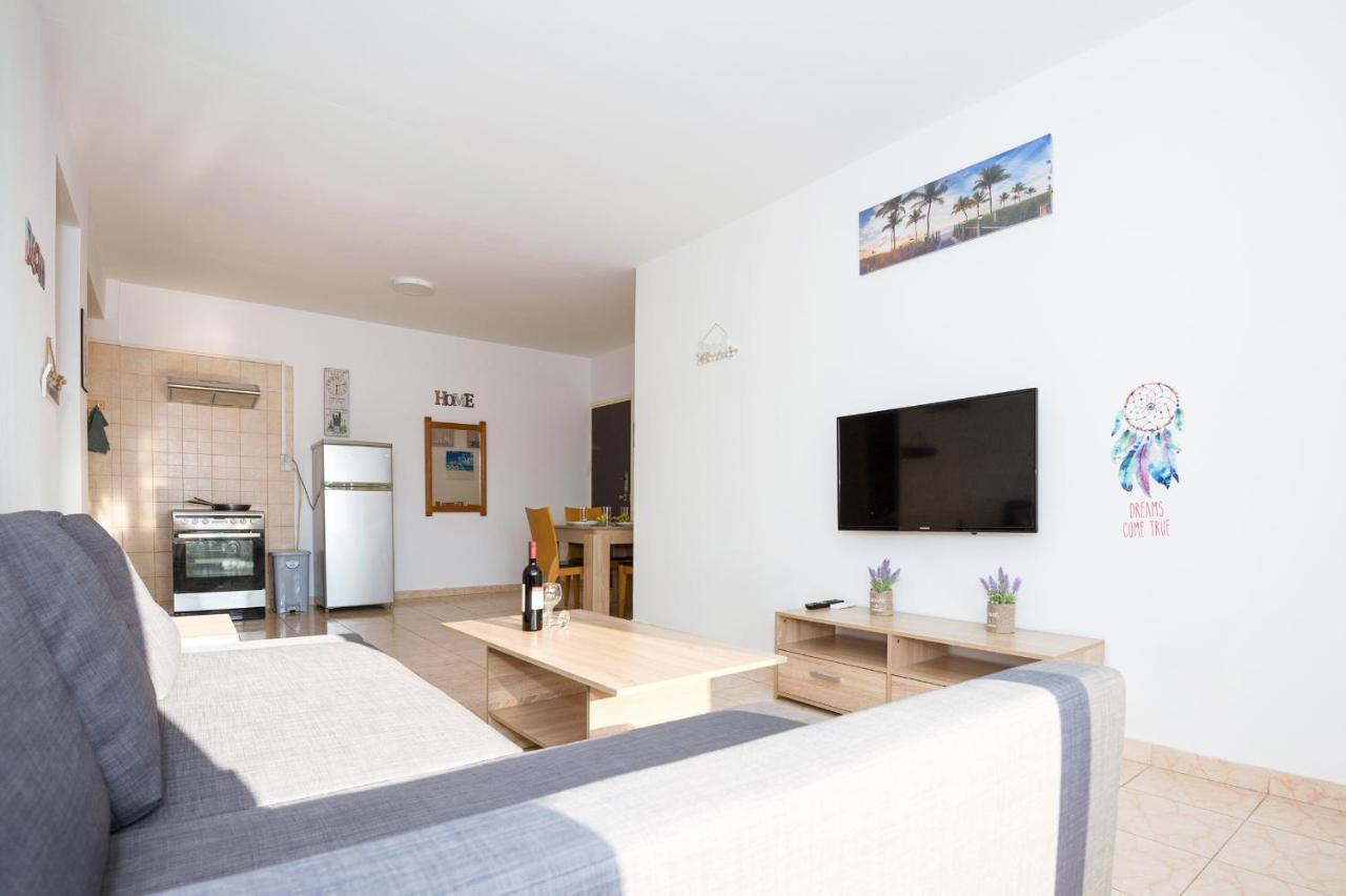 Mynapa Apartments 圣纳帕 外观 照片